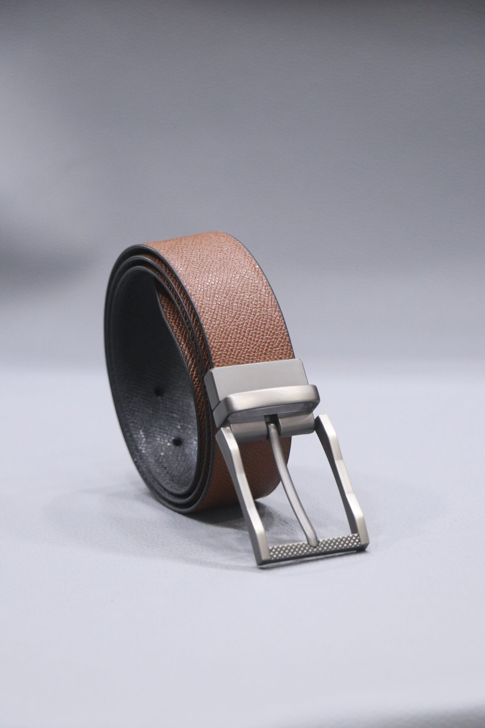 Reversible leather belt